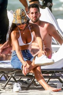 Chantel Jeffries feet photo thumbnail