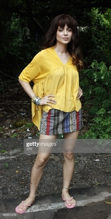 Kangana Ranaut feet photo thumbnail
