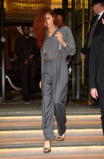 Zendaya feet photo thumbnail