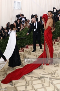 Deepika Padukone feet photo thumbnail