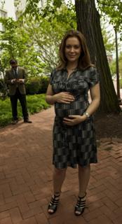 Alyssa Milano feet photo thumbnail