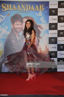 Alia Bhatt feet photo thumbnail