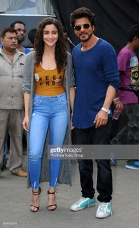 Alia Bhatt feet photo thumbnail