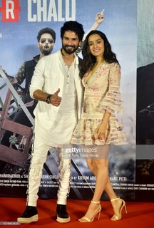 Shraddha Kapoor feet photo thumbnail
