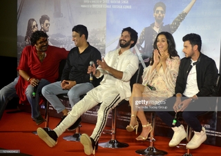 Shraddha Kapoor feet photo thumbnail