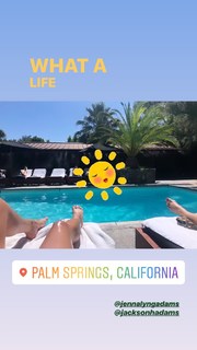 Emily Osment feet photo thumbnail