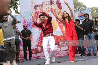 Alia Bhatt feet photo thumbnail