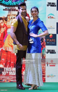 Alia Bhatt feet photo thumbnail