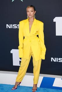 Karrueche Tran feet photo thumbnail