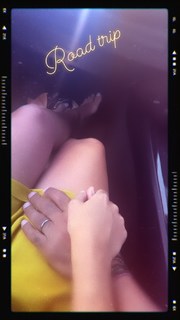 Amy Jackson feet photo thumbnail
