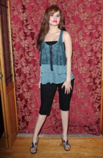 Debby Ryan feet photo thumbnail