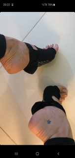 Franciely Freduzeski feet photo thumbnail
