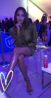 Olivia Culpo feet photo thumbnail