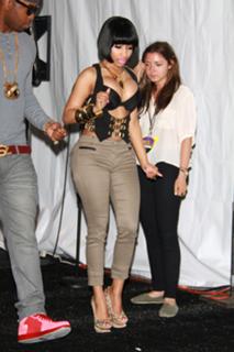 Nicki Minaj feet photo thumbnail