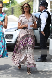 Melanie Sykes feet photo thumbnail
