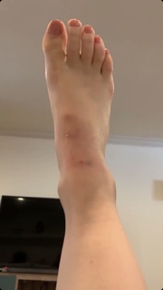 Lucy Hale feet photo thumbnail