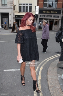 Amy Childs feet photo thumbnail