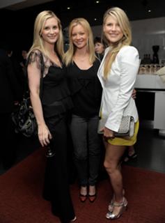 Ali Larter feet photo thumbnail