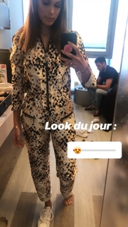Iris Mittenaere feet photo thumbnail