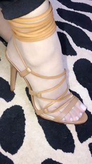 Alaine Crissiê feet photo thumbnail