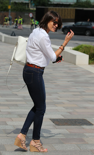 Melanie Sykes feet photo thumbnail