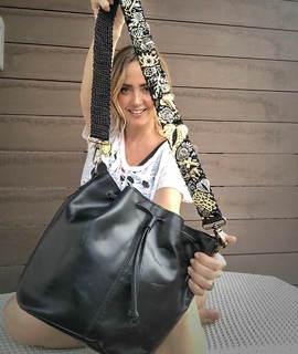 Andrea Legarreta feet photo thumbnail