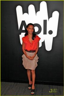 Jada Pinkett Smith feet photo thumbnail