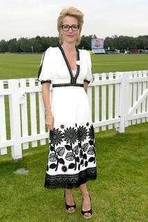 Gillian Anderson feet photo thumbnail