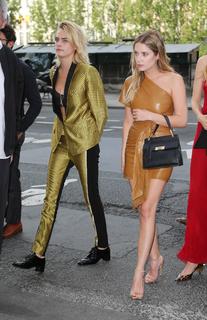 Ashley Benson feet photo thumbnail