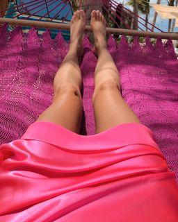 Adriene Mishler feet photo thumbnail