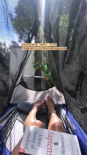 Emily Osment feet photo thumbnail