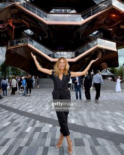 Kelly Bensimon feet photo thumbnail