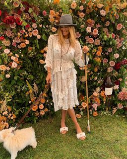 Kelly Bensimon feet photo thumbnail