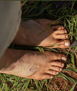 Giovanna Lancellotti feet photo thumbnail