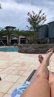 Chelsea Green feet photo thumbnail
