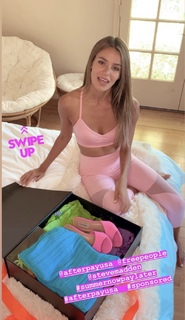 Madison Reed feet photo thumbnail