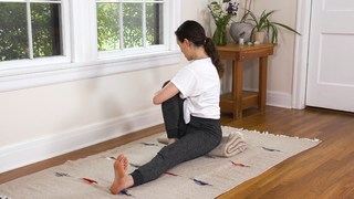 Adriene Mishler feet photo thumbnail
