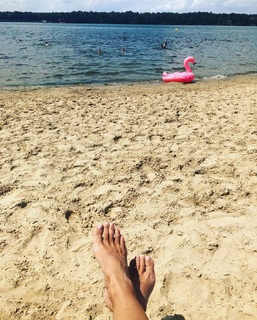 Bettina Zimmermann feet photo thumbnail