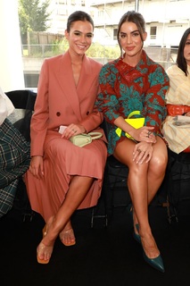 Bruna Marquezine feet photo thumbnail