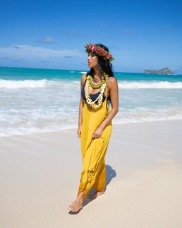 Nicole Scherzinger feet photo thumbnail