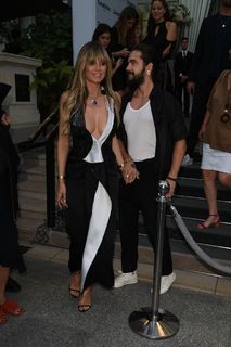Heidi Klum feet photo thumbnail