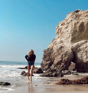 Nastia Liukin feet photo thumbnail