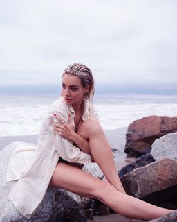 Charly Jordan feet photo thumbnail