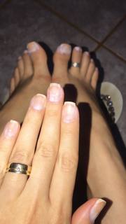 Alaine Crissiê feet photo thumbnail