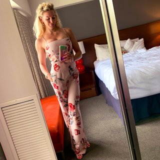 Ashley Fliehr feet photo thumbnail
