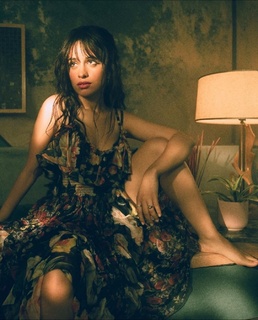 Camila Cabello feet photo thumbnail