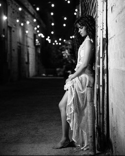 Camila Cabello feet photo thumbnail