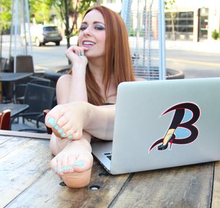 Rebecca Berardi feet photo thumbnail