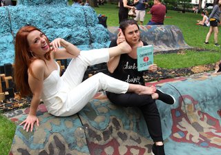 Rebecca Berardi feet photo thumbnail