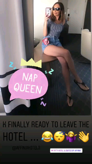 Arielle Kebbel feet photo thumbnail